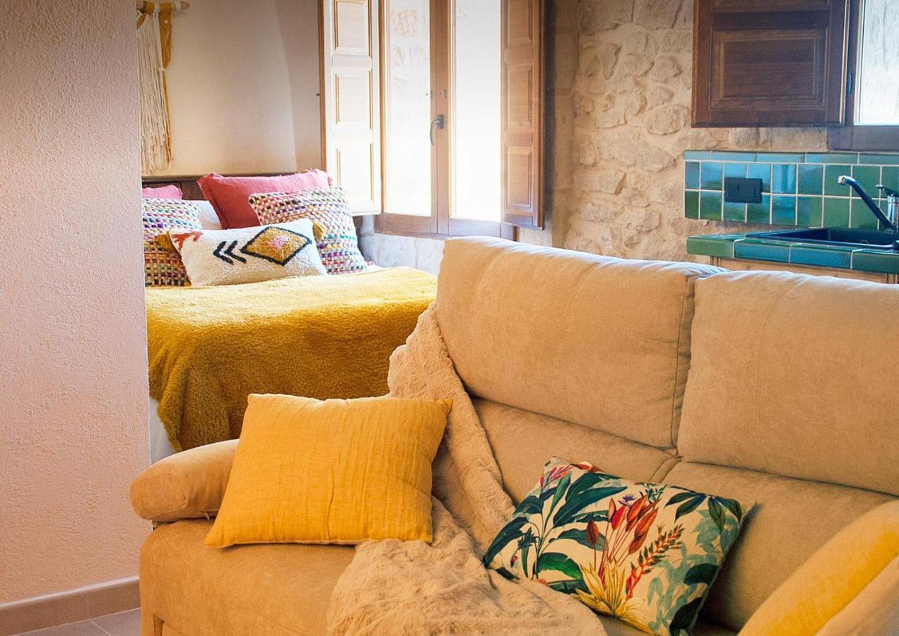 شقة Precioso Loft Rural Con Estufa De Lena Panoramica Torre del Compte المظهر الخارجي الصورة