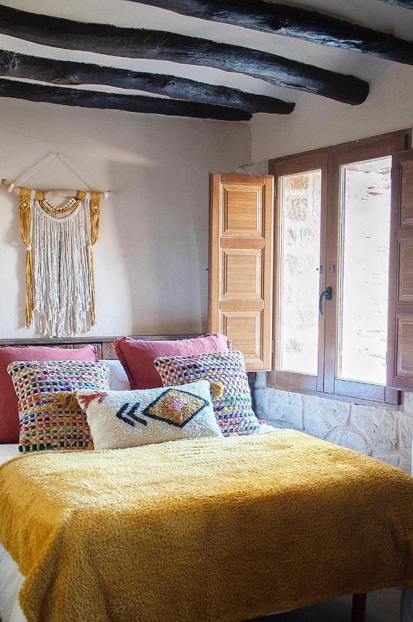 شقة Precioso Loft Rural Con Estufa De Lena Panoramica Torre del Compte المظهر الخارجي الصورة